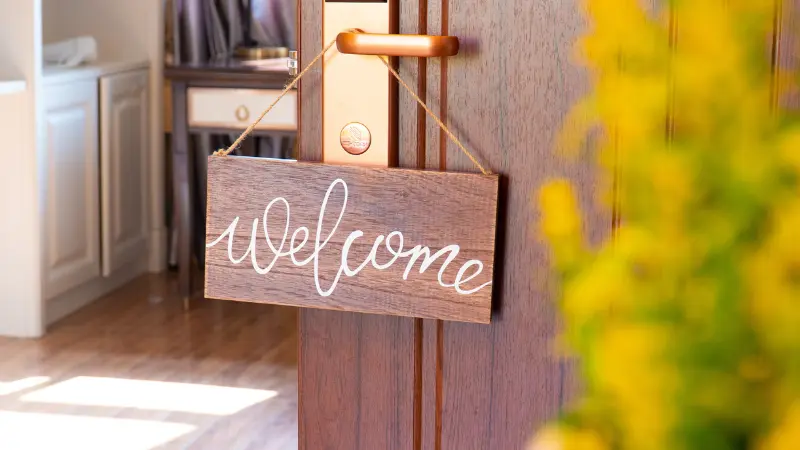Welcome Home (800 × 450Px)